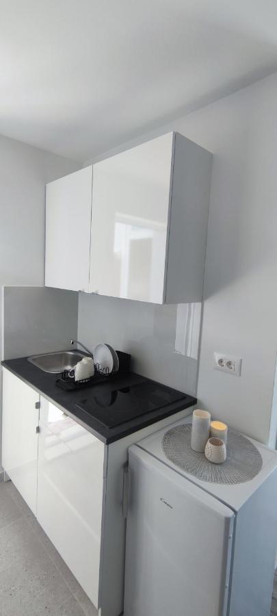Rooms Lucky Makarska Exterior photo
